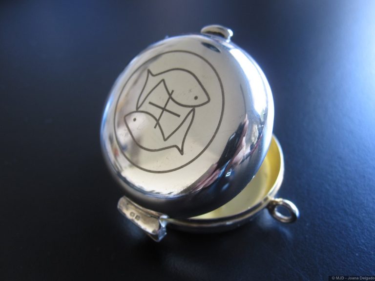 Read more about the article Caixa cibório