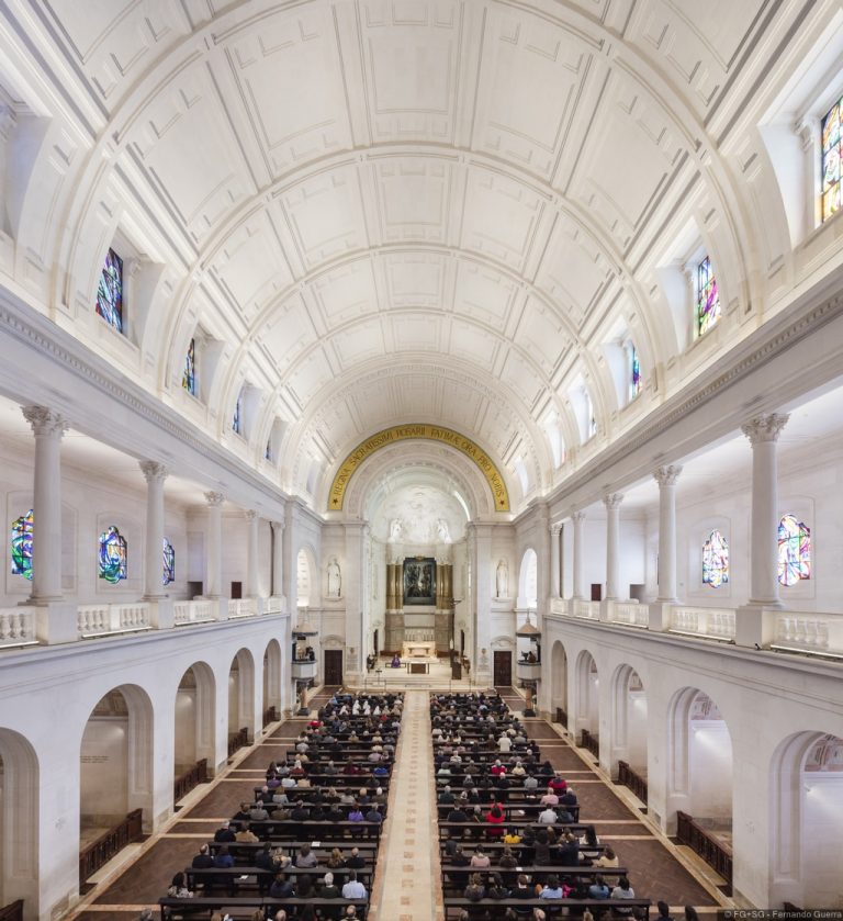 Read more about the article Reabilitação do Presbitério e Conservação da Basílica de Nossa Senhora do Rosário de Fátima