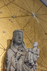 Intervenção no nicho da imagem de Nossa Senhora das Neves